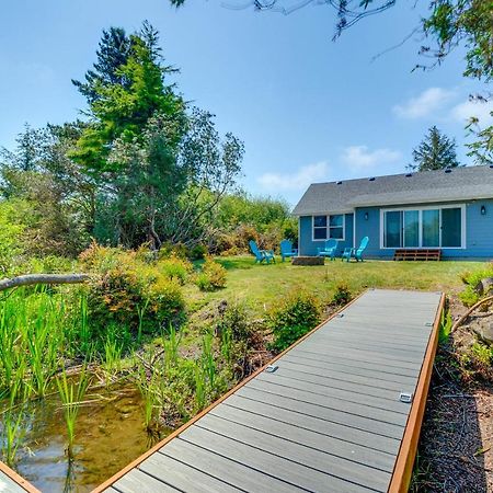 Canal Cottage Retreat With Dock And Waterfront Views 维景湾畔 外观 照片